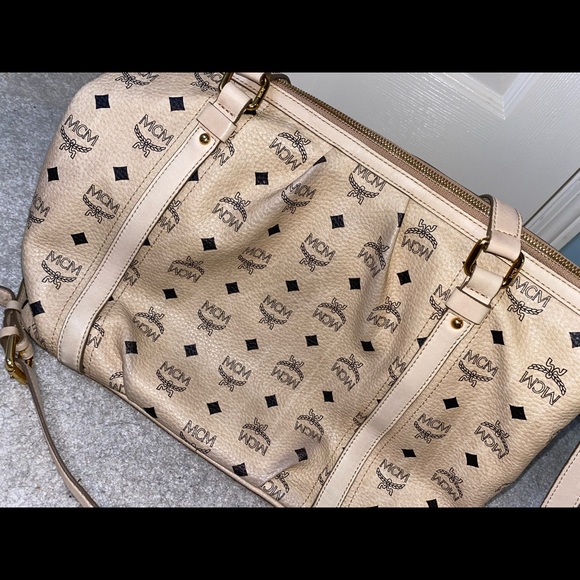 💯AUTHENTIC MCM BAG - Picture 9 of 10
